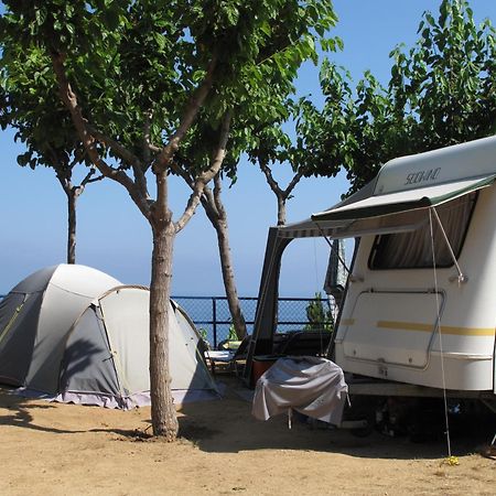 Camping Roca Grossa Calella Eksteriør bilde