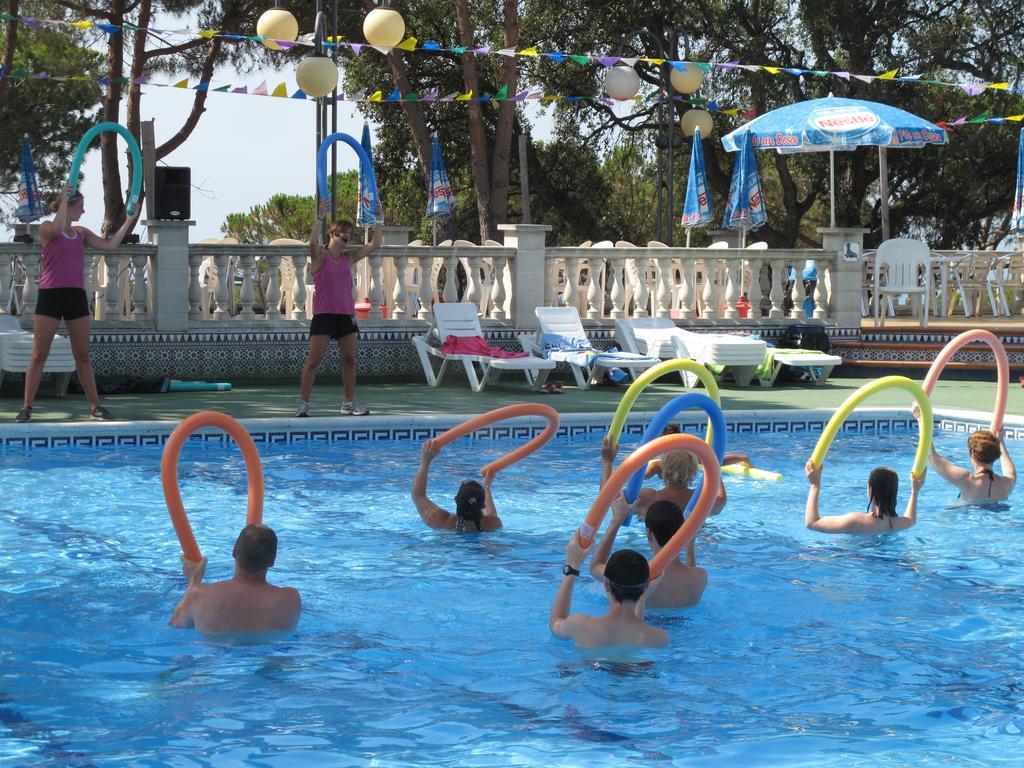 Camping Roca Grossa Calella Eksteriør bilde