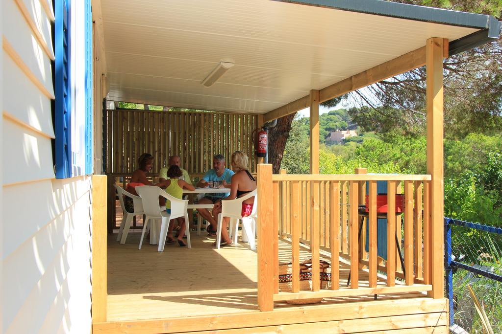 Camping Roca Grossa Calella Eksteriør bilde