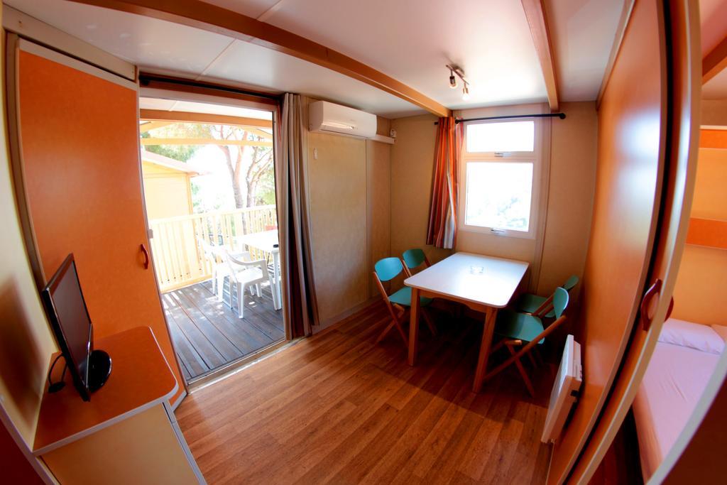 Camping Roca Grossa Calella Eksteriør bilde