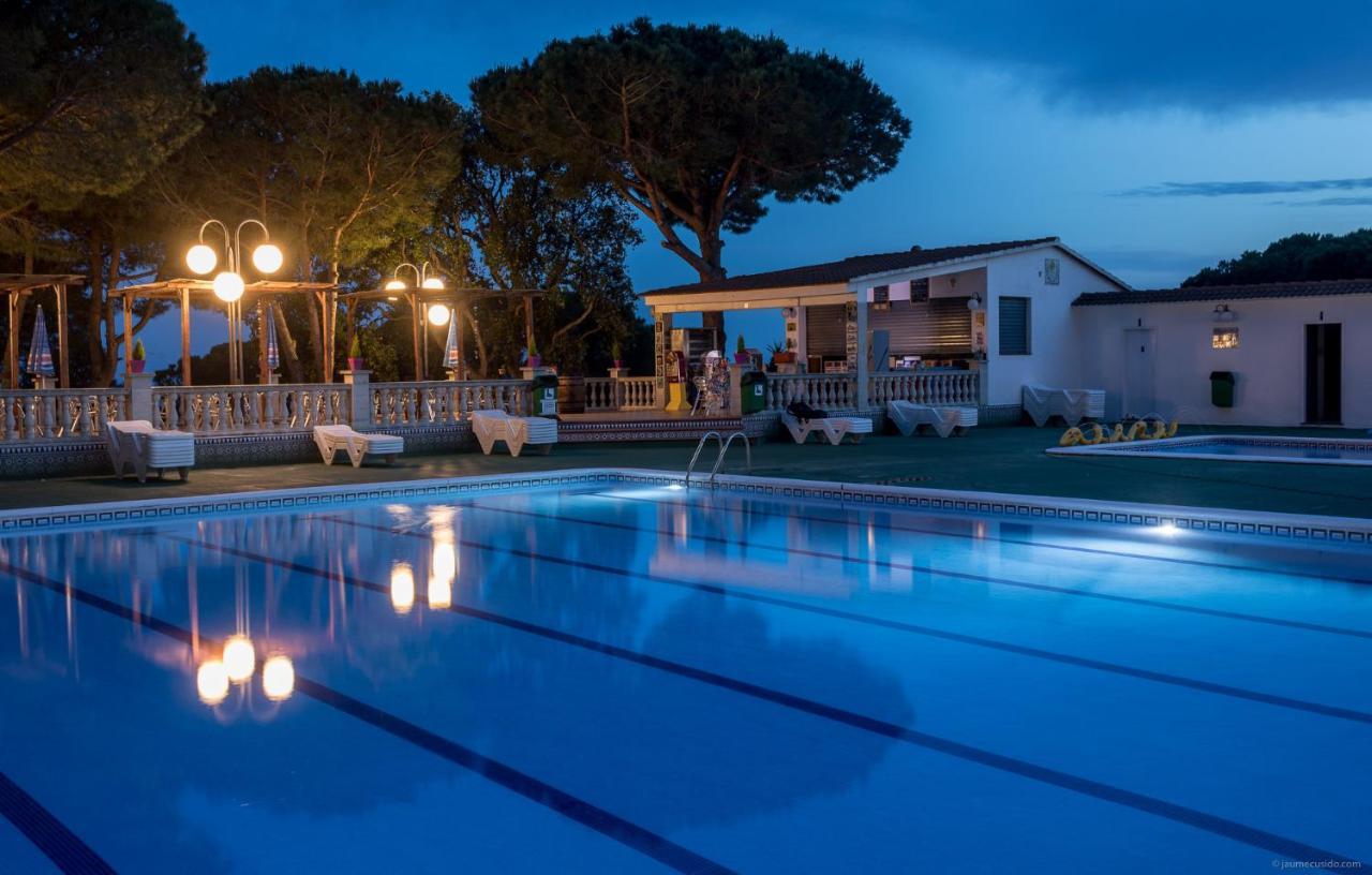 Camping Roca Grossa Calella Eksteriør bilde