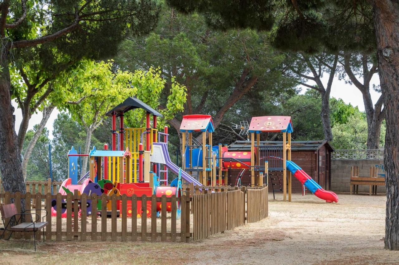 Camping Roca Grossa Calella Eksteriør bilde